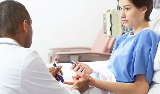 Merjenje ravni glukoze v krvi lahko pomaga pri diagnosticiranju sladkorne bolezni